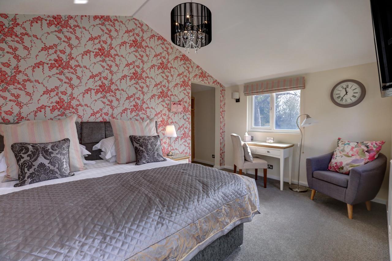 Manor Court Hotel Carnaby Eksteriør bilde