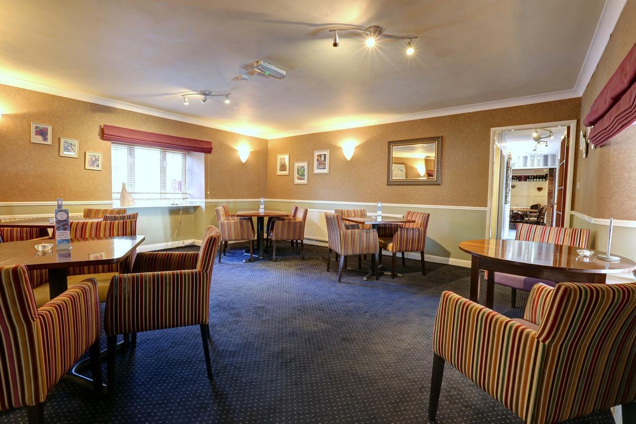 Manor Court Hotel Carnaby Eksteriør bilde