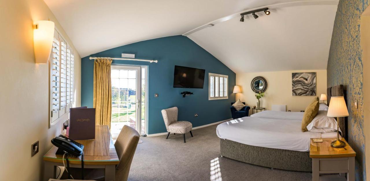 Manor Court Hotel Carnaby Eksteriør bilde