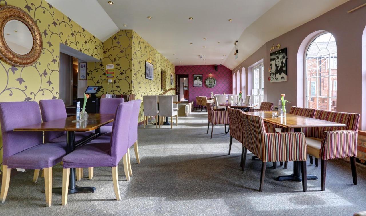 Manor Court Hotel Carnaby Eksteriør bilde